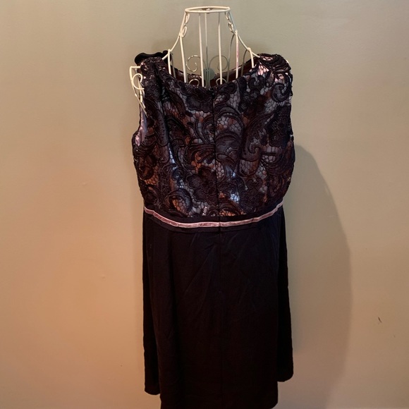 UN DEUX TROIS Silk and Lace Fitted Dress - Size 12 - Picture 4 of 8